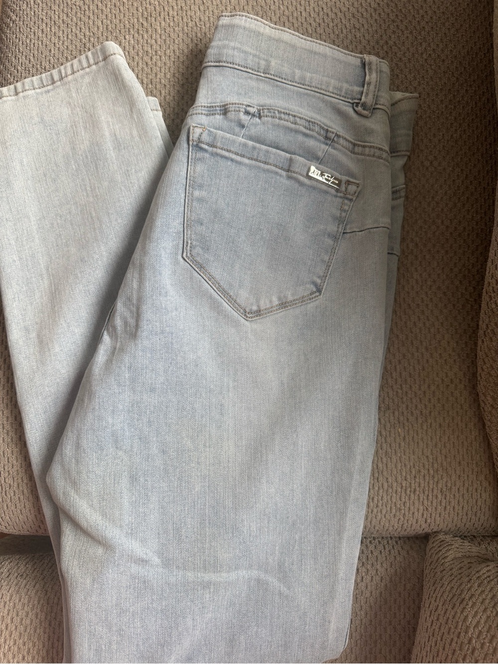 Frank Lyman Design Light Blue Straight-Leg Jeans
